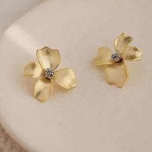 Gold Flower Earrings